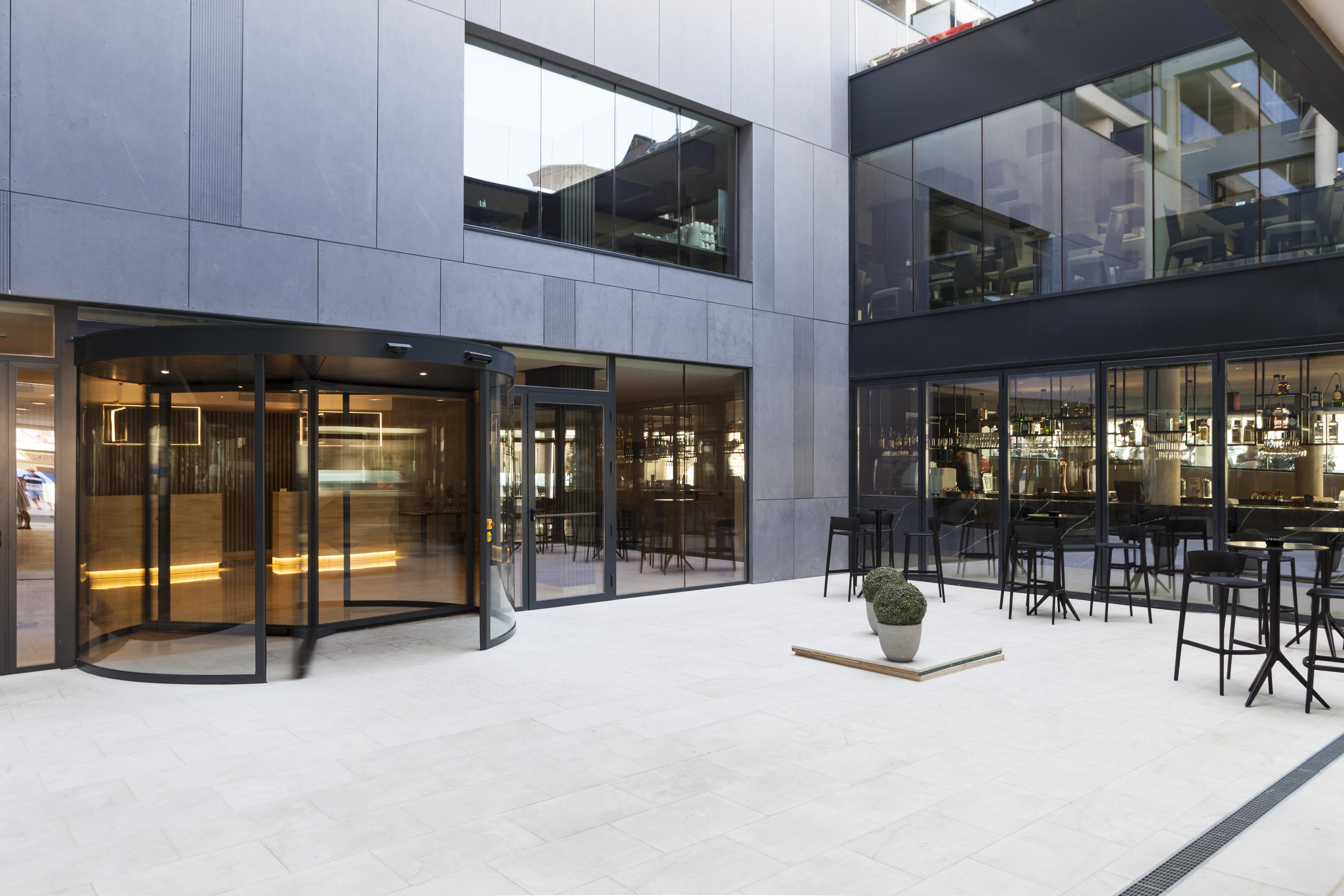 Bristol Hotel 4*